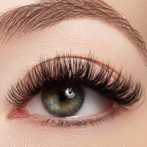 Is there a risk to the natural eyelashes when getting extensions?